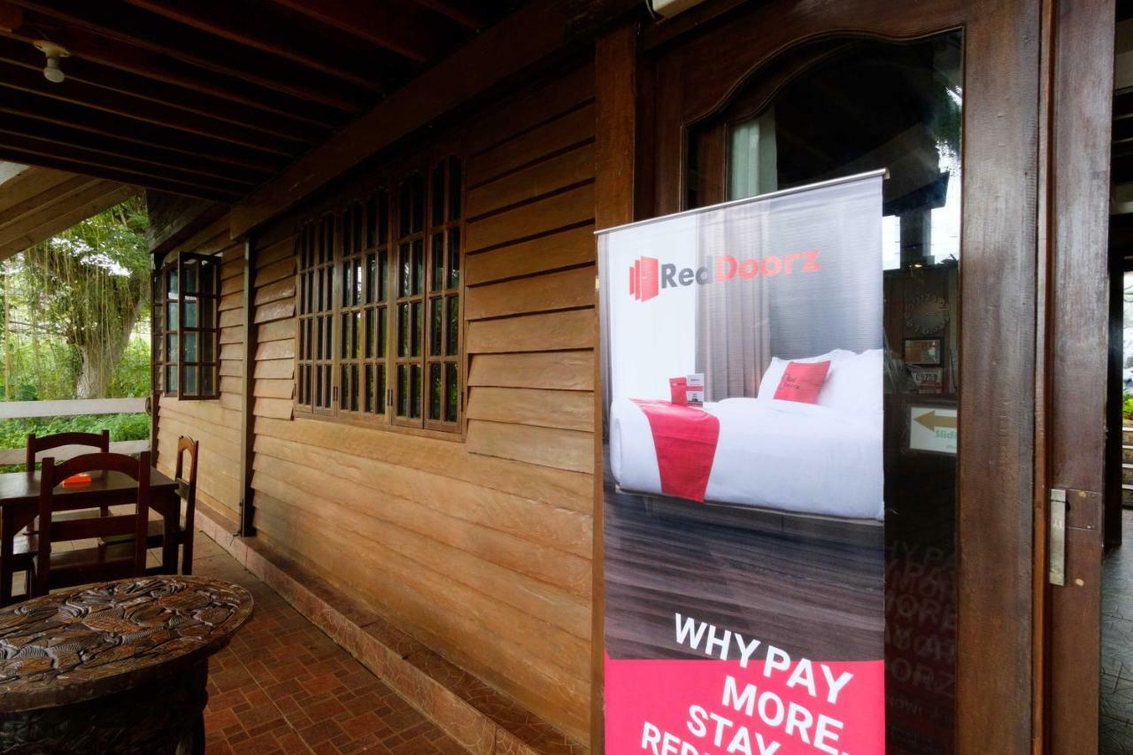 Reddoorz Premium @ Abueg Road Extension Puerto Princesa Exterior photo